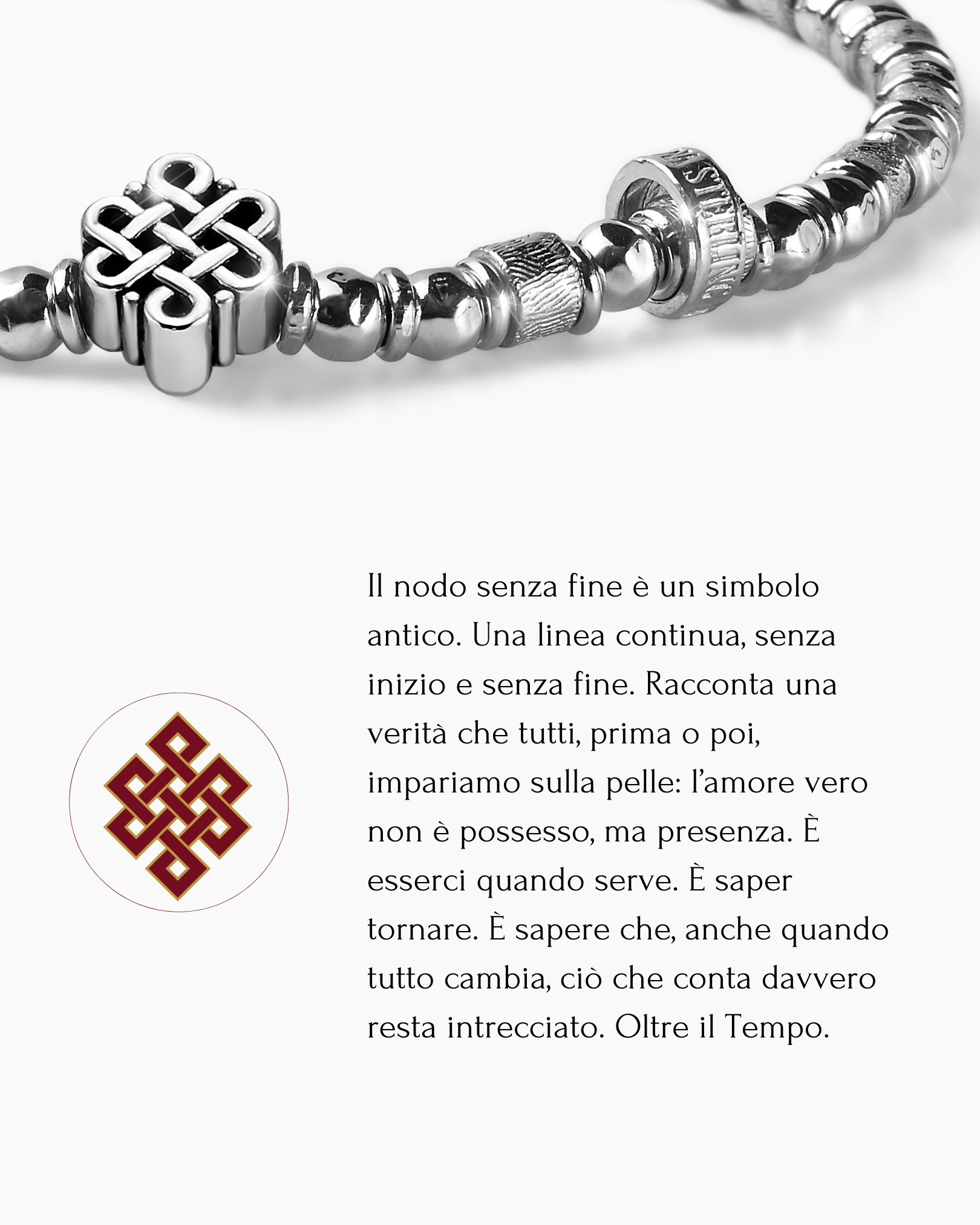 Ewigkeitsarmband mit silbernen Kreisen und Liebesknoten-Anhänger